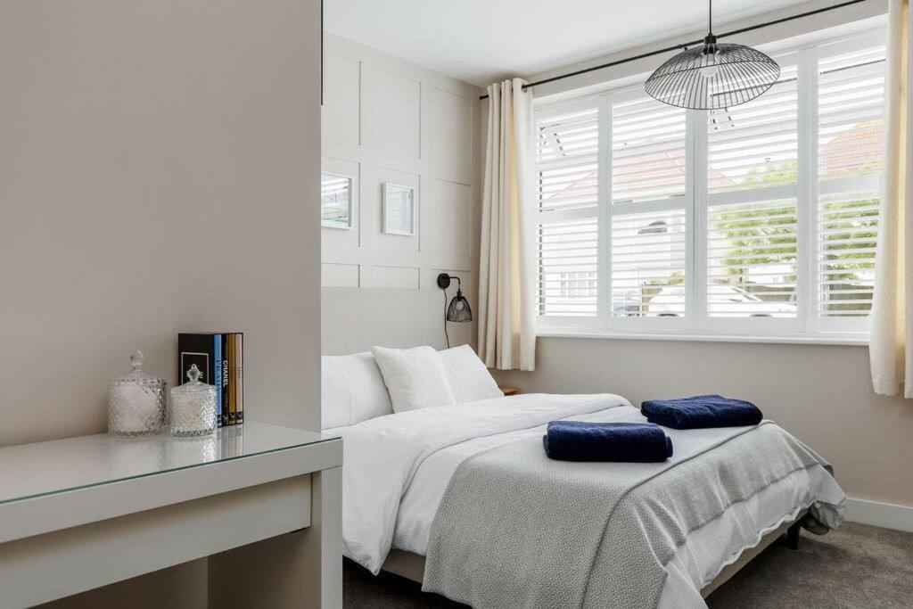 Modern 2 Bed, Cliff Top & Parking, F6 Bournemouth Eksteriør bilde